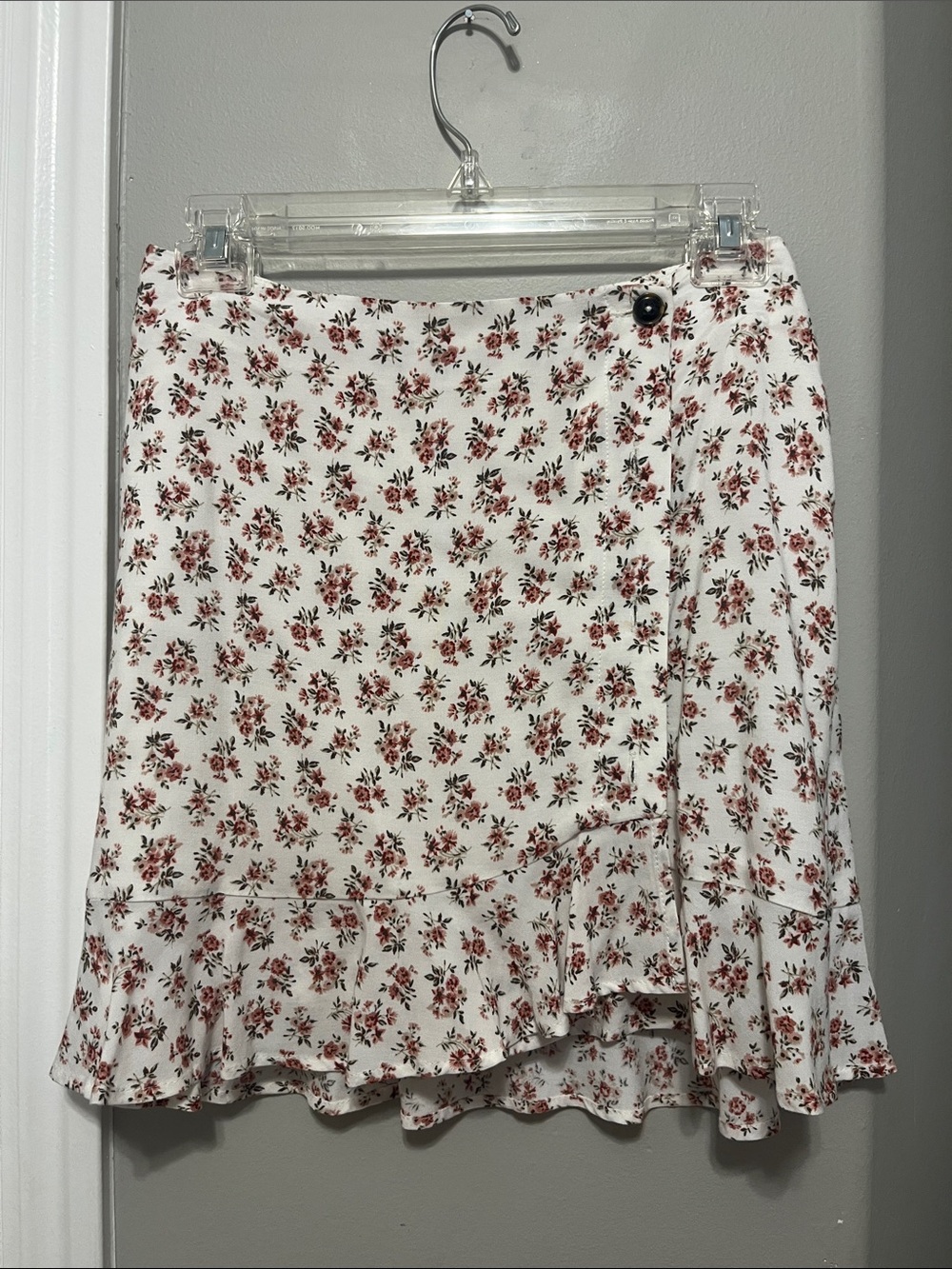 Hollister floral skirt